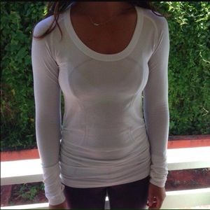 Lululemon Swiftly Tech